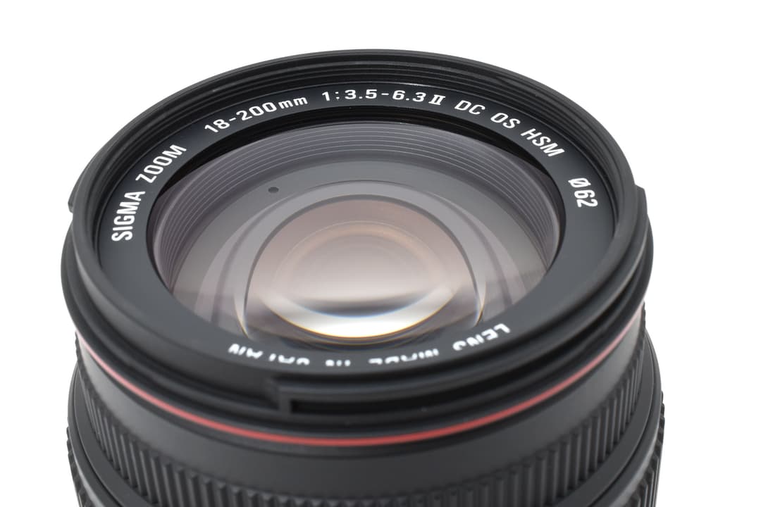 Sigma 18-200mm 3.5-6.3 II DC OS ニコン