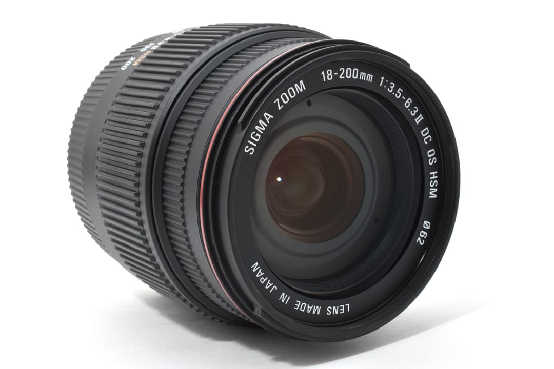 Sigma 18-200mm 3.5-6.3 II DC OS ニコン