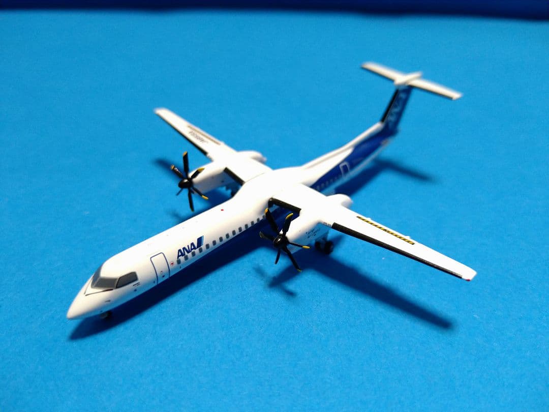 ANA全日空 DHC-8-402Q Dash 8 JA855A 1/400 - メルカリ