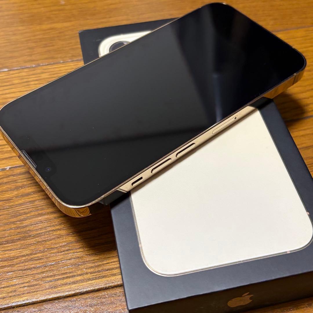 Apple iPhone 13 Pro ゴールド 本体256GB 箱付き