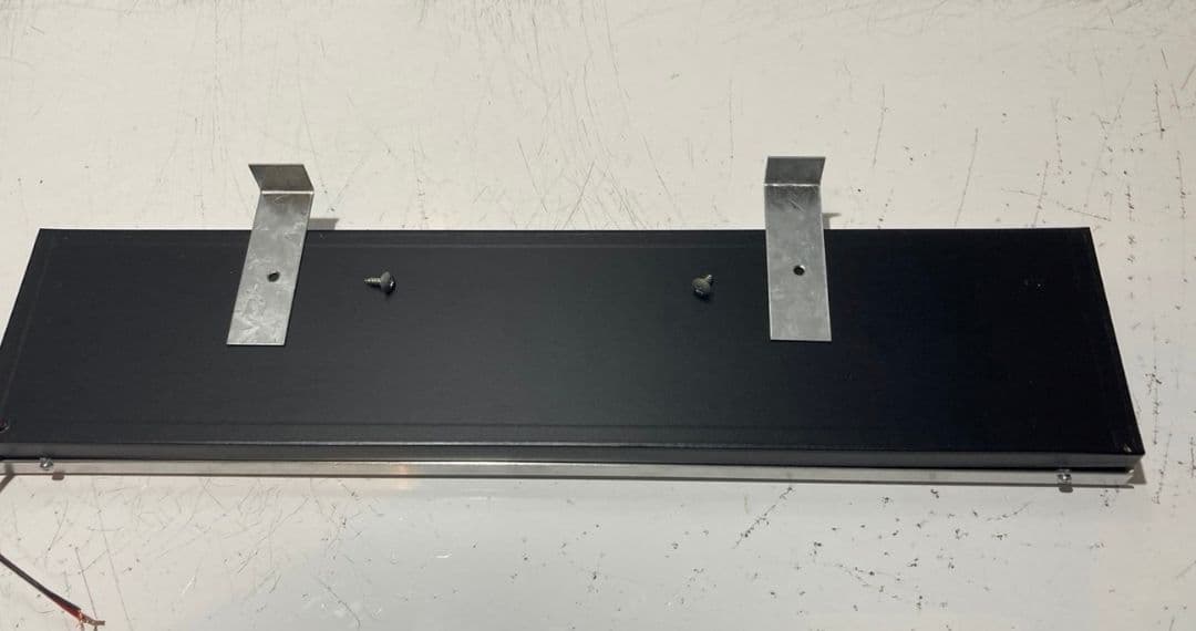 ワンマンアンドン615カーテンレール挟み込み取り付け仕様で - メルカリ