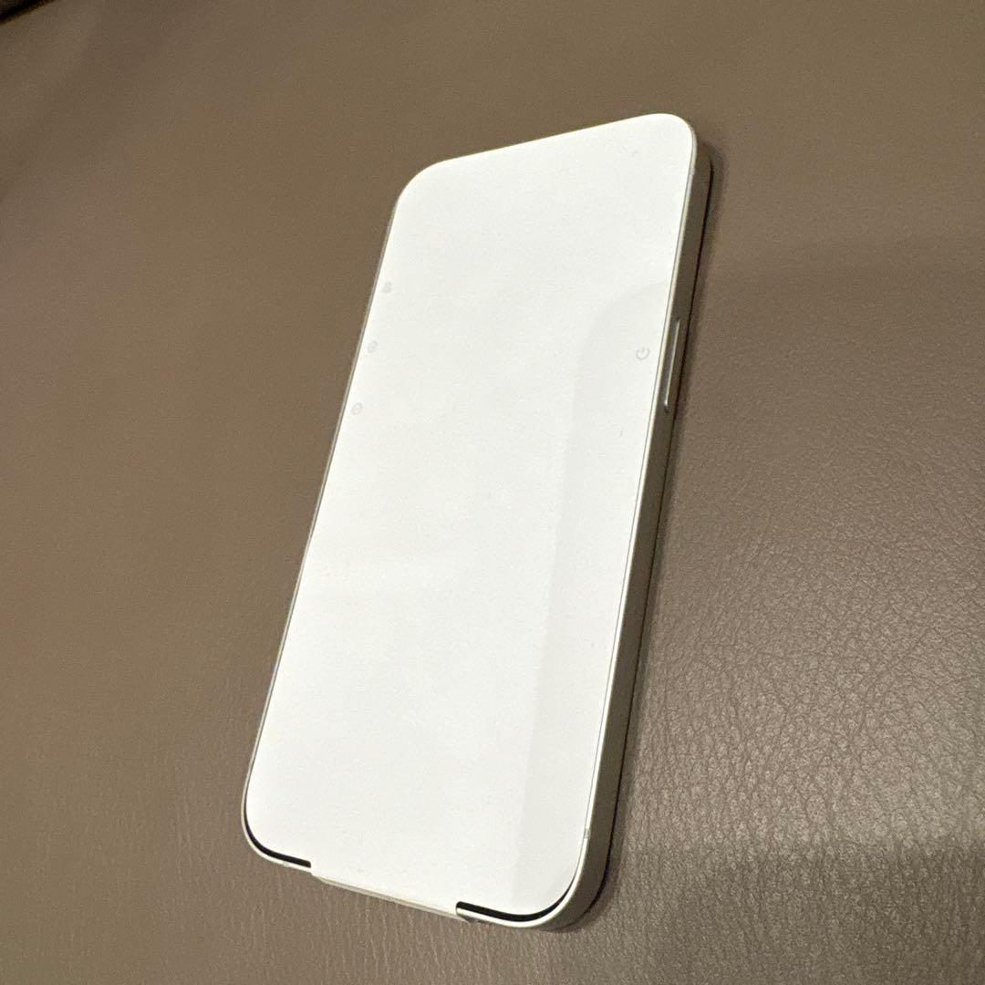 【新品未使用】iPhone 16e ホワイト 128GB