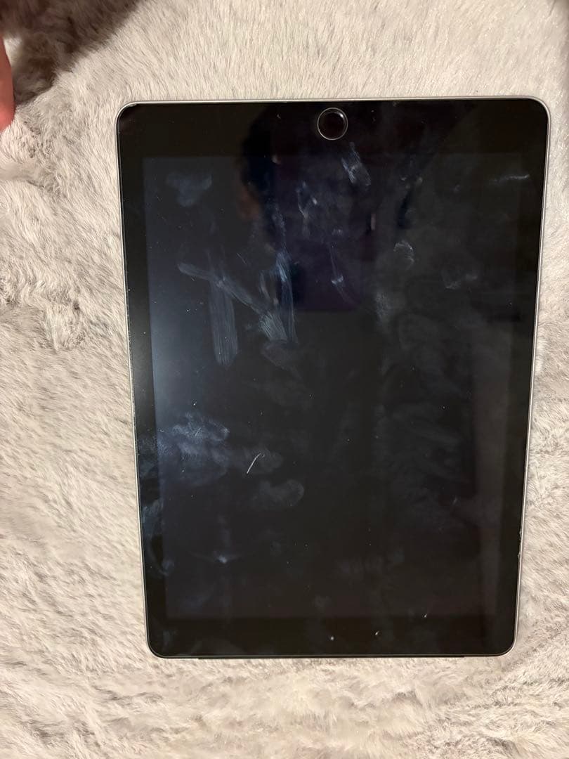 iPad 第五世代　32gb ケース付き