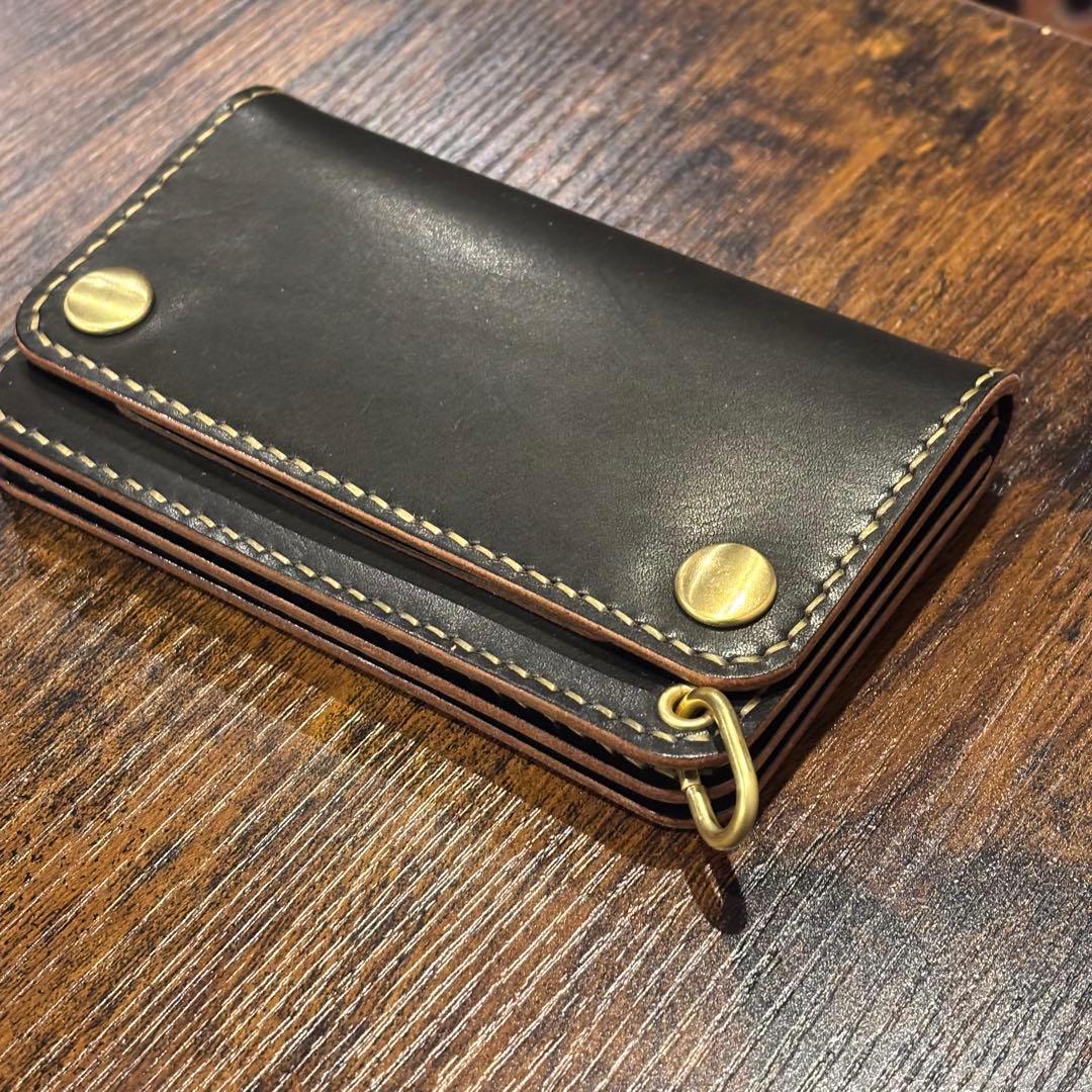 栃木レザー ミドル トラッカーウォレット 茶芯ブラック 3層 - メルカリ