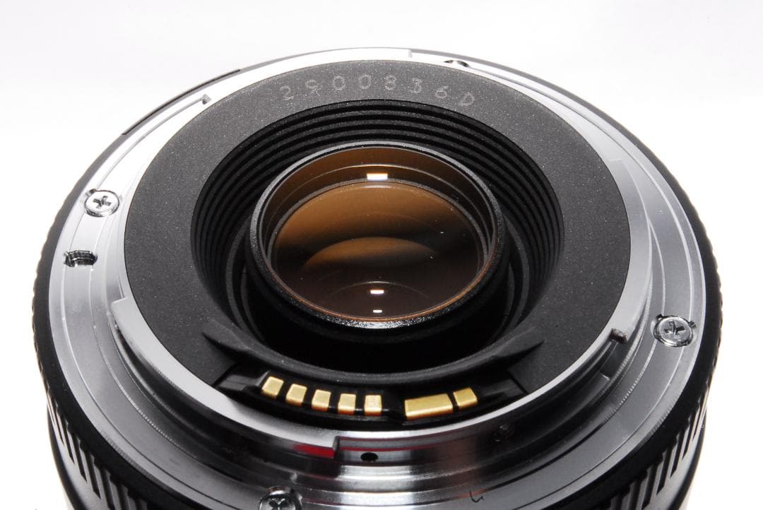 美品 望遠レンズ Canon EF 75-300mm F4-5.6 II