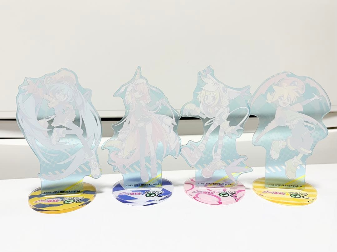 初音ミク 巡音ルカ 鏡音リン 鏡音レン アクリルスタンド 4個セット