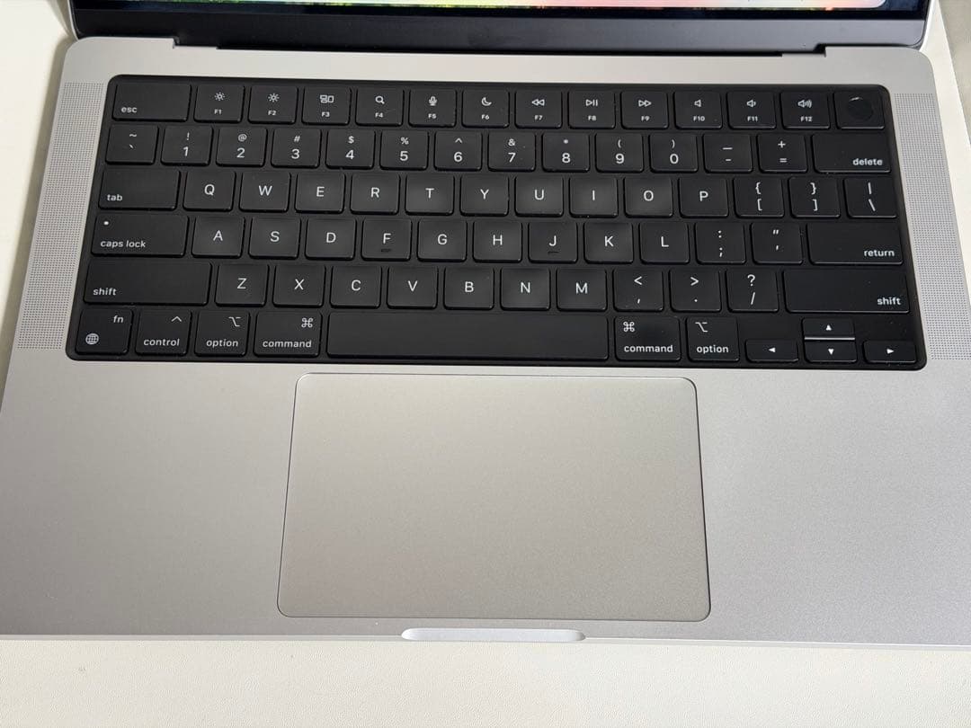 MacBook Pro 14“ M1 Pro 32GB US