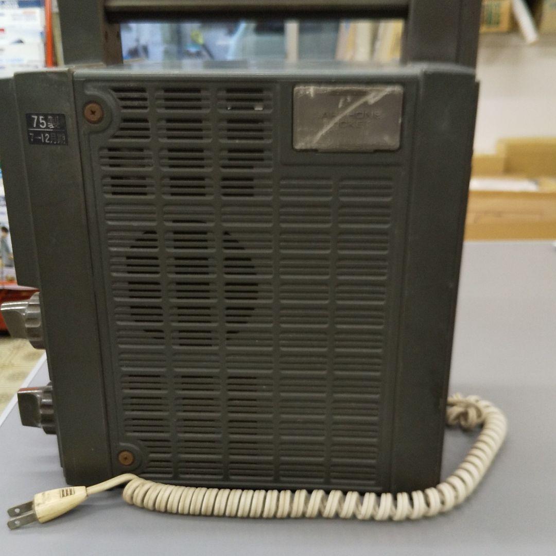 ポータブル白黒テレビ