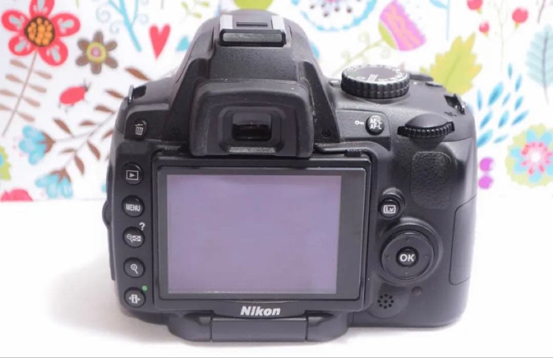 美品✨初心者オススメ✨Nikon ニコン D5000 一眼レフカメラ✨