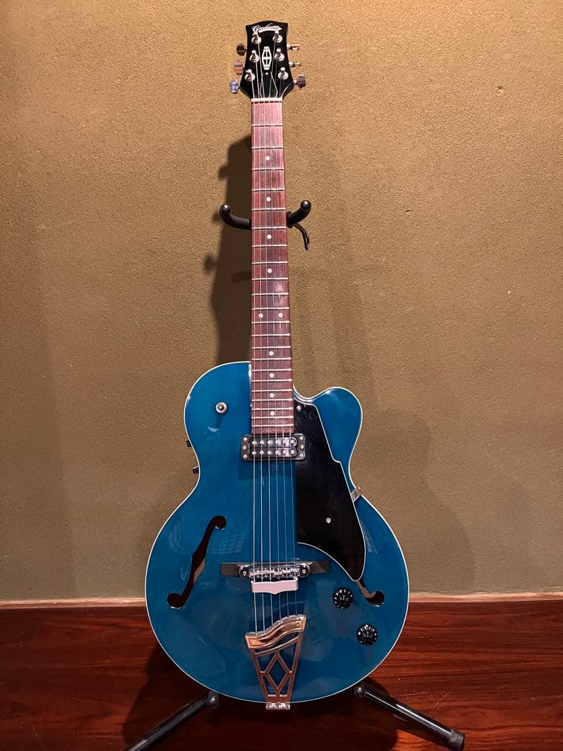 ギター VOX / GIULIETTA VGA-3D Trans Blue Vox VGA3DTB Giulietta Single Archtop Electric Guitar Trans Blue with A