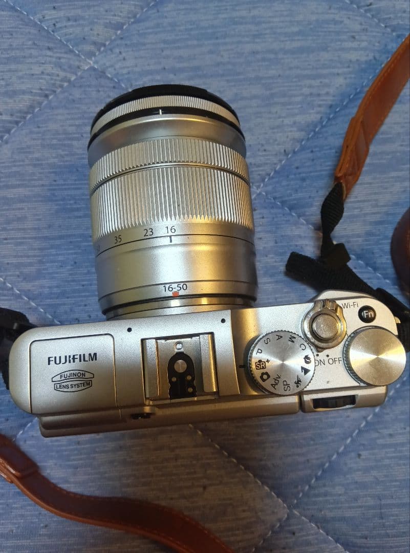 FUJIFILM X-M1 ミラーレスカメラ 16-50mm