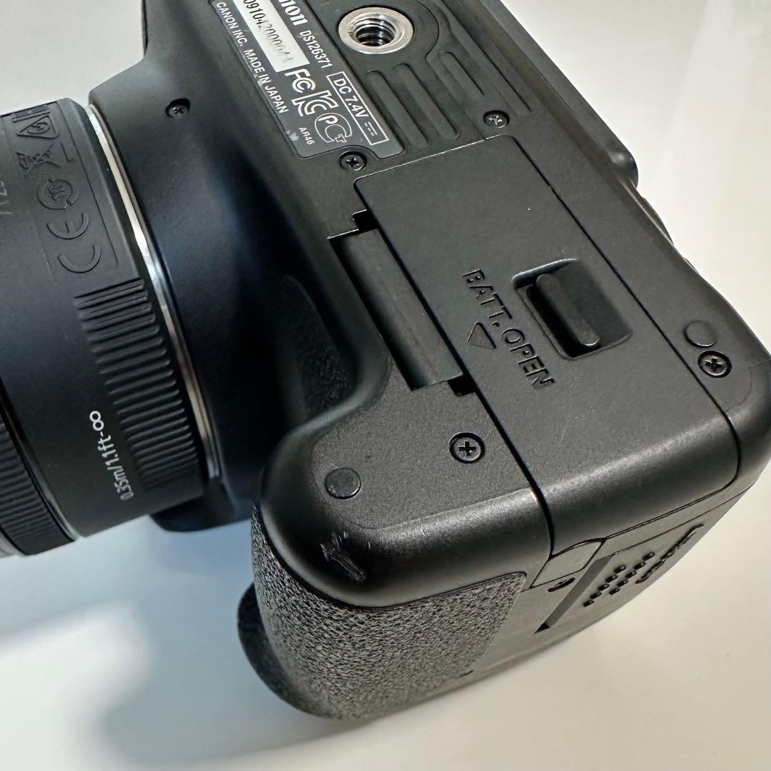 Canon EOSKiss X6i 一眼レフ + 50mm レンズ SDカード付