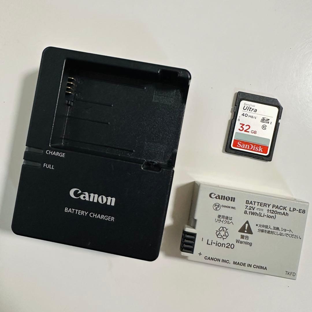 Canon EOSKiss X6i 一眼レフ + 50mm レンズ SDカード付