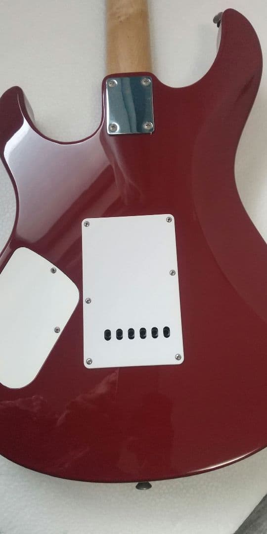 美品】YAMAHA パシフィカ 112V RBR ラズベリーレッド - メルカリ