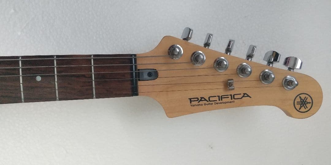 美品】YAMAHA パシフィカ 112V RBR ラズベリーレッド - メルカリ