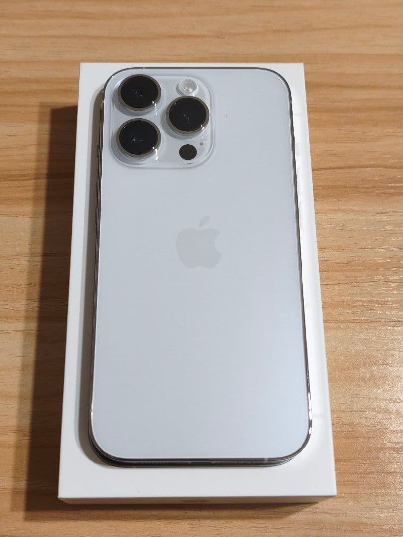 Apple iPhone 14 Pro 256g シルバー