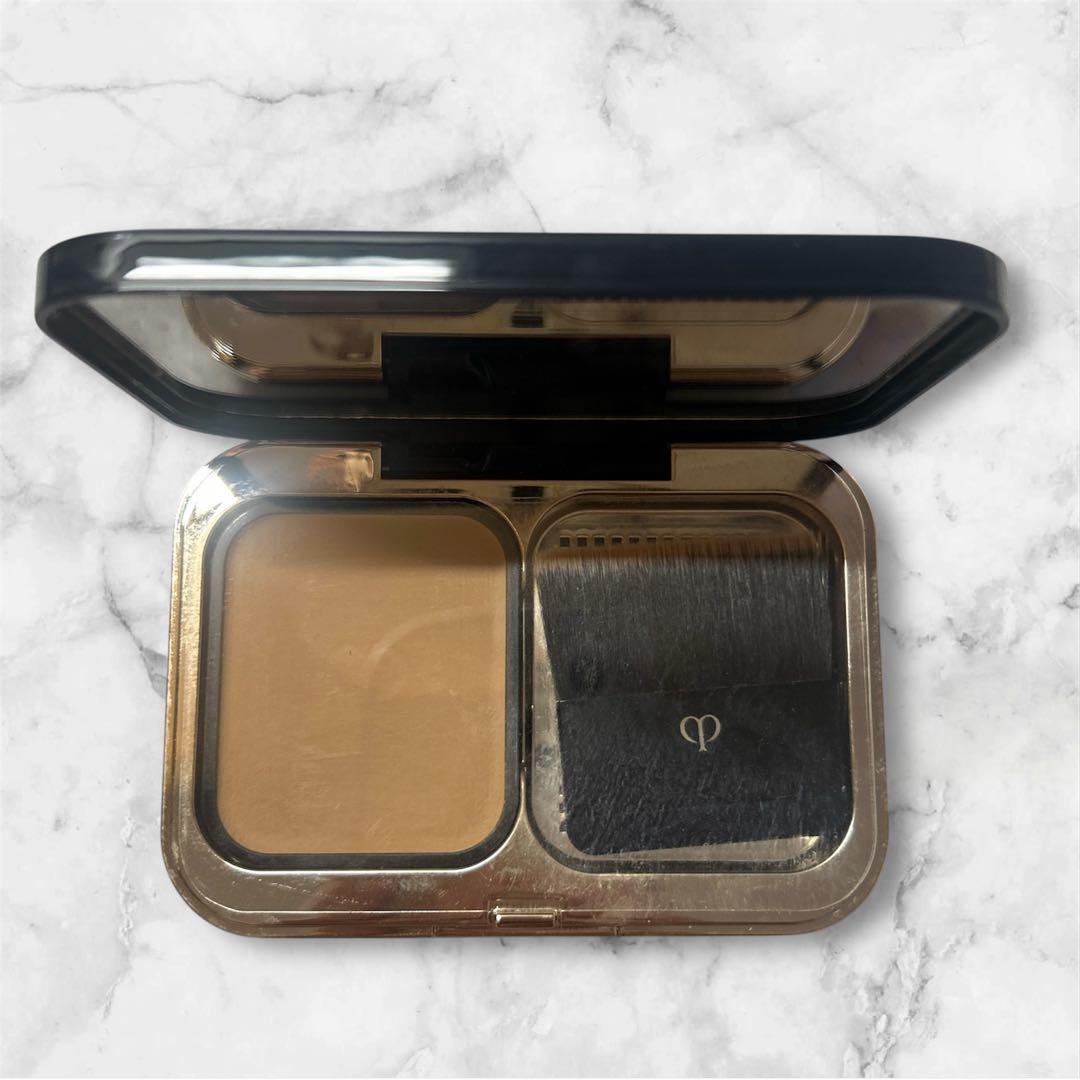 専用　clé de peau BEAUTÉ タンプードルエクラⅡオークル10 タンプードルエクラII / クレ・ド・ポー ボーテ(パウダー