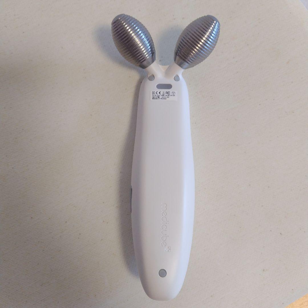 美品medicube AGE-R 美顔器　クリーム、スタンド付き