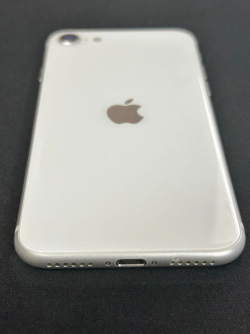 m*i様 訳あり格安スタート!SIMフリーApple iPhoneSE2 64G