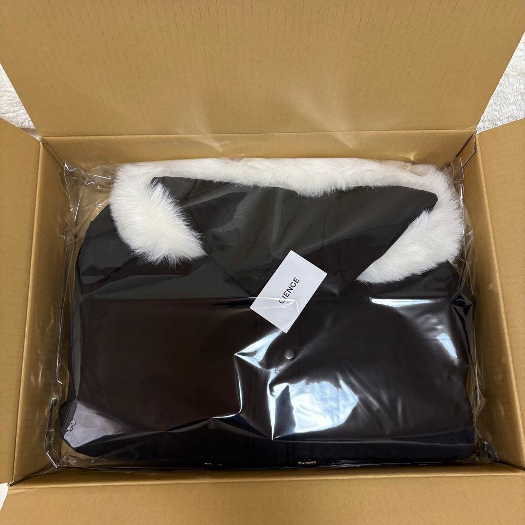 gienge(ジーアング)ウエストシェイプファージャケット ホワイトファー