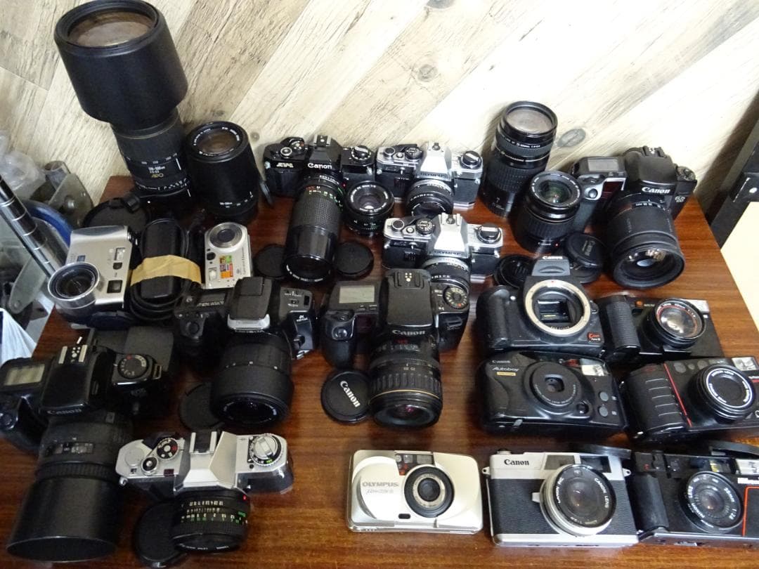 k*n様 静020 カメラ まとめ 17点 キャノン ニコン オリンパス ソニー ミラーレス】画質重視ならどれがおすすめ？ ソニー、ニコン、キヤノン