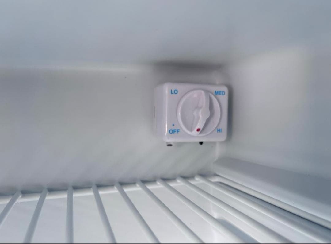 2024年製 SunRuck 冷庫さん 48L SR-R4805W 冷蔵庫