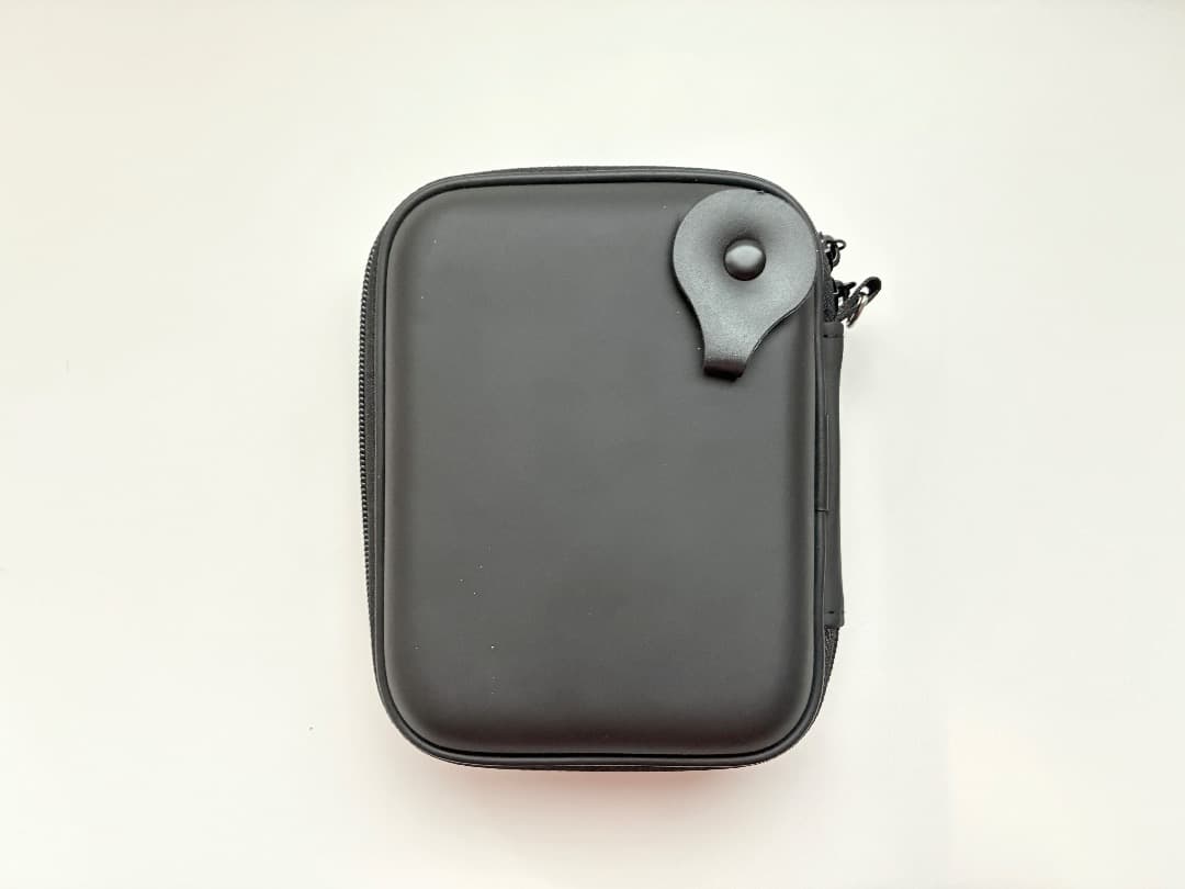 Seagate One Touch 2TBハードドライブと付属品セット（未使用）