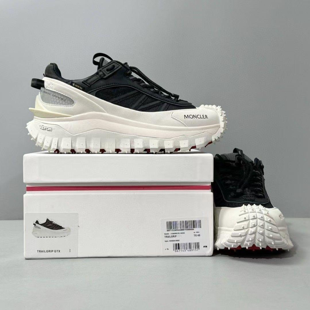 MONCLER Trailgrip GTX ブラック/ホワイト Moncler GORETEX Trailgrip Sneaker White Black (ON FOOT) - YouTube