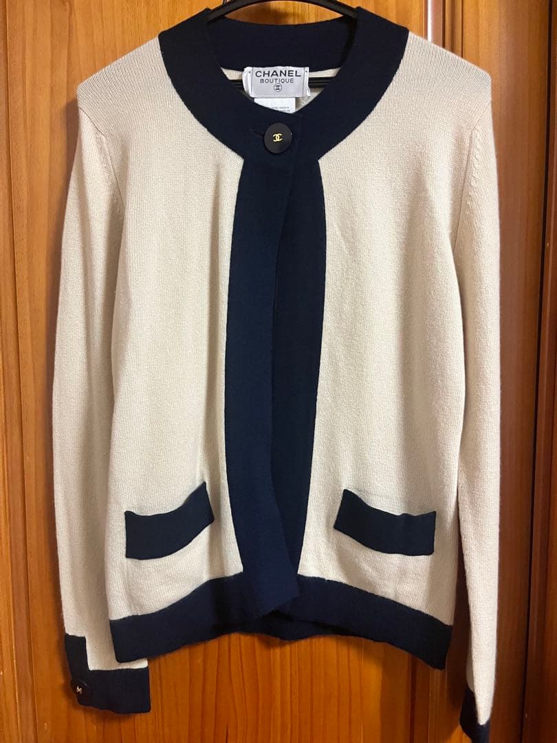 CHANEL シャネルアンサンブル Size:40 カシミアココボタン 97C CHANEL シャネルアンサンブル Size:40 カシミアココボタン 97C - メルカリ