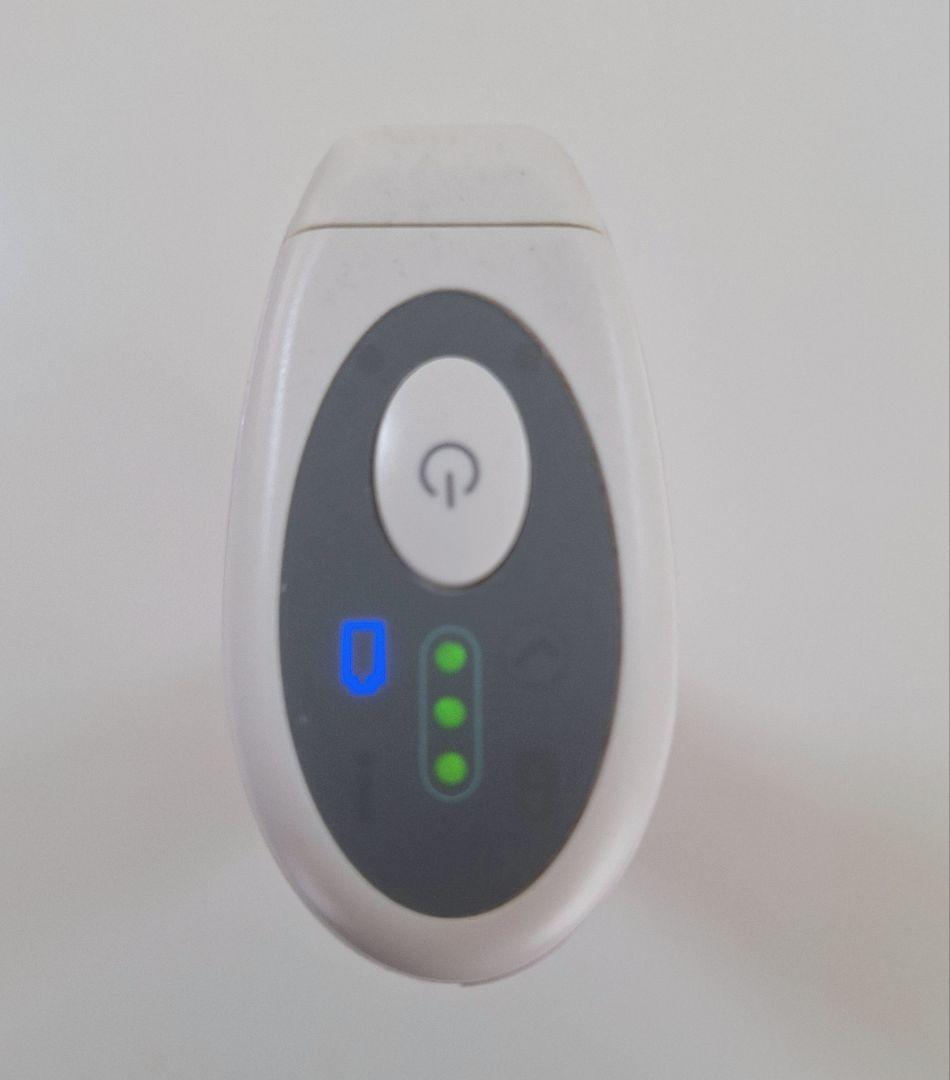 美品 tria トリア スキンエイジングケアレーザー フラクショナルレーザー