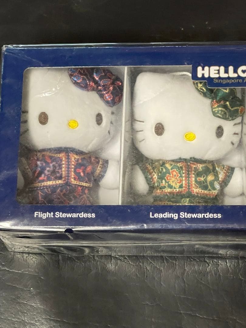 シンガポール航空 SQ ハローキティ サロンケバヤ（CA制服） - メルカリ