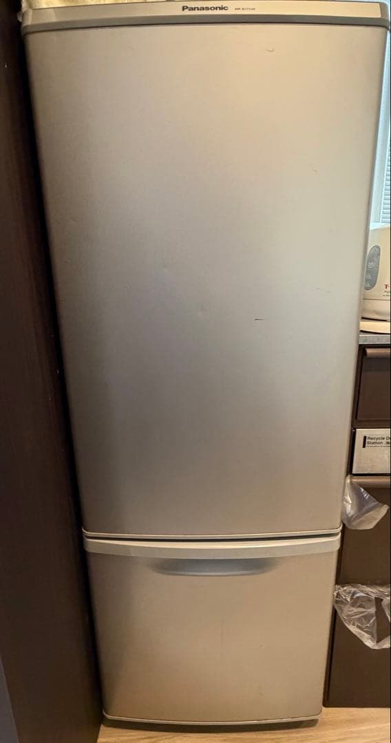 Panasonic 冷蔵庫 NR-B175W シルバー