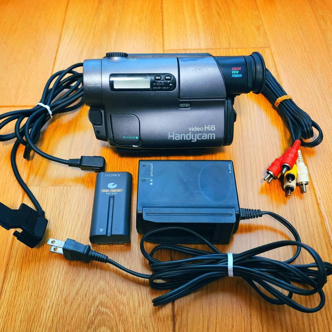 【動作確認済】高画質 Hi8 SONY ビデオカメラ CCD-TR3 セット Amazon | SONY ソニー CCD-TR3 Hi8/8mmビデオカメラレコーダー
