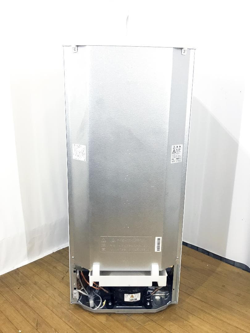 送料無料★2015◆中古★SHARP 137L 冷蔵庫【SJ-D14A-W】
