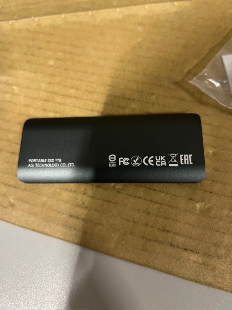 AGI 1TB ED198 外付けSSD、USB3.2 Gen2