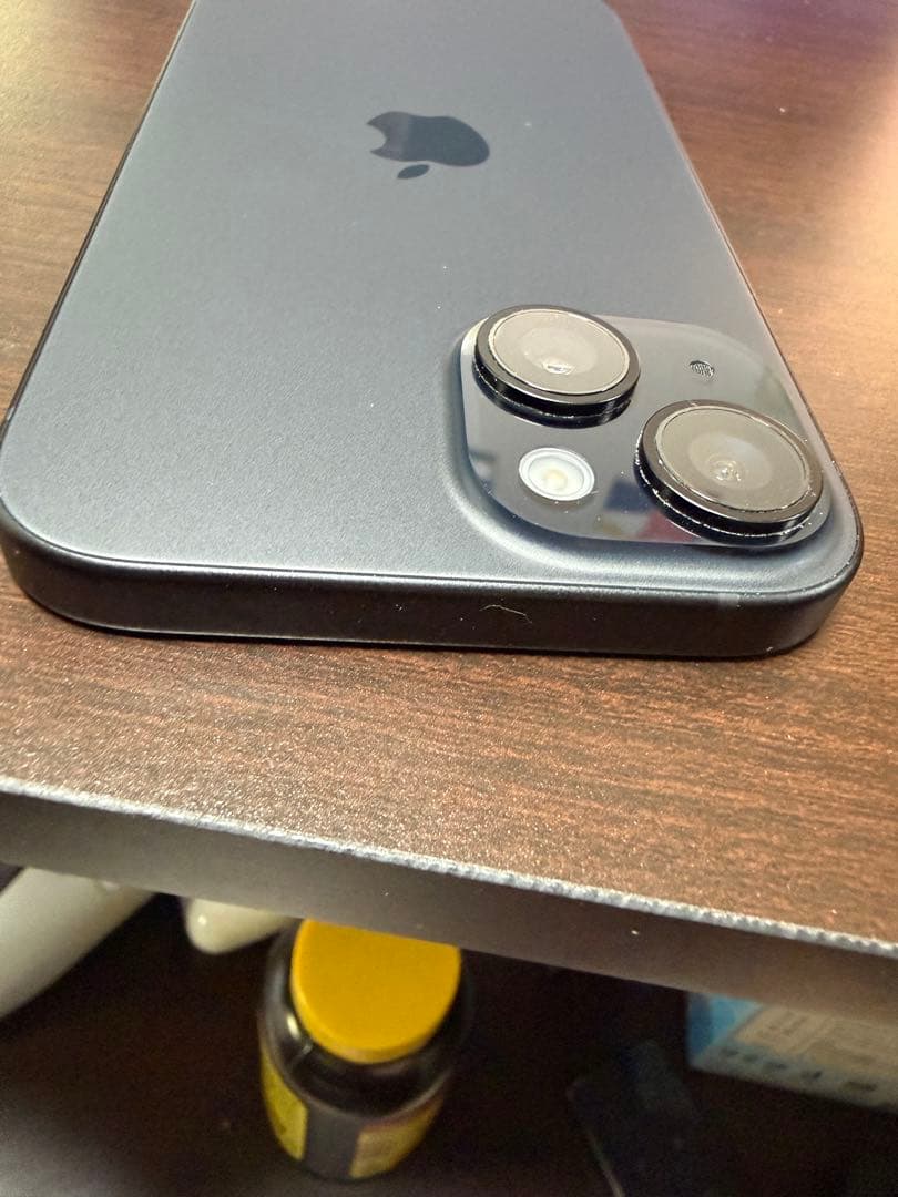 iPhone15 本体256GB 82%