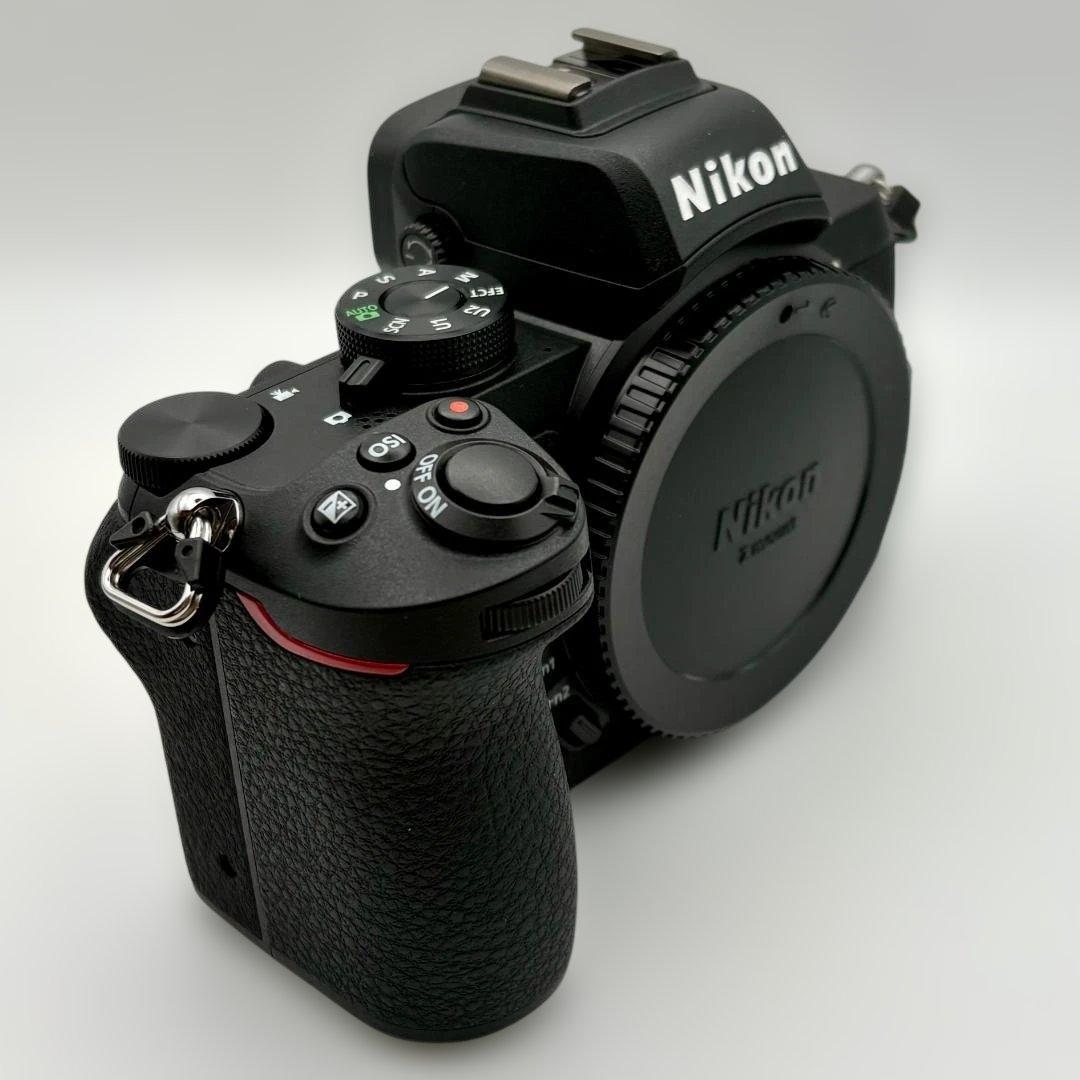 Nikon Z50 ミラーレスカメラ ダブルズームキット +純正バッテリー2個付