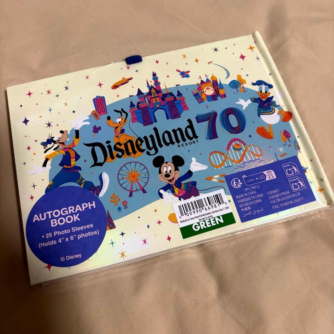 お盆特別値下げ！ディズニーランド70周年記念 限定サイン帳 - メルカリ