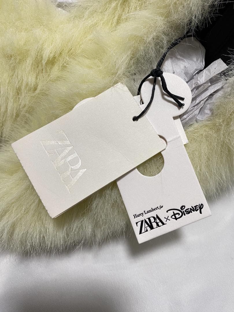 ZARA ハリーランバード フェイクファーシューズ DISNEY 白色 - メルカリ
