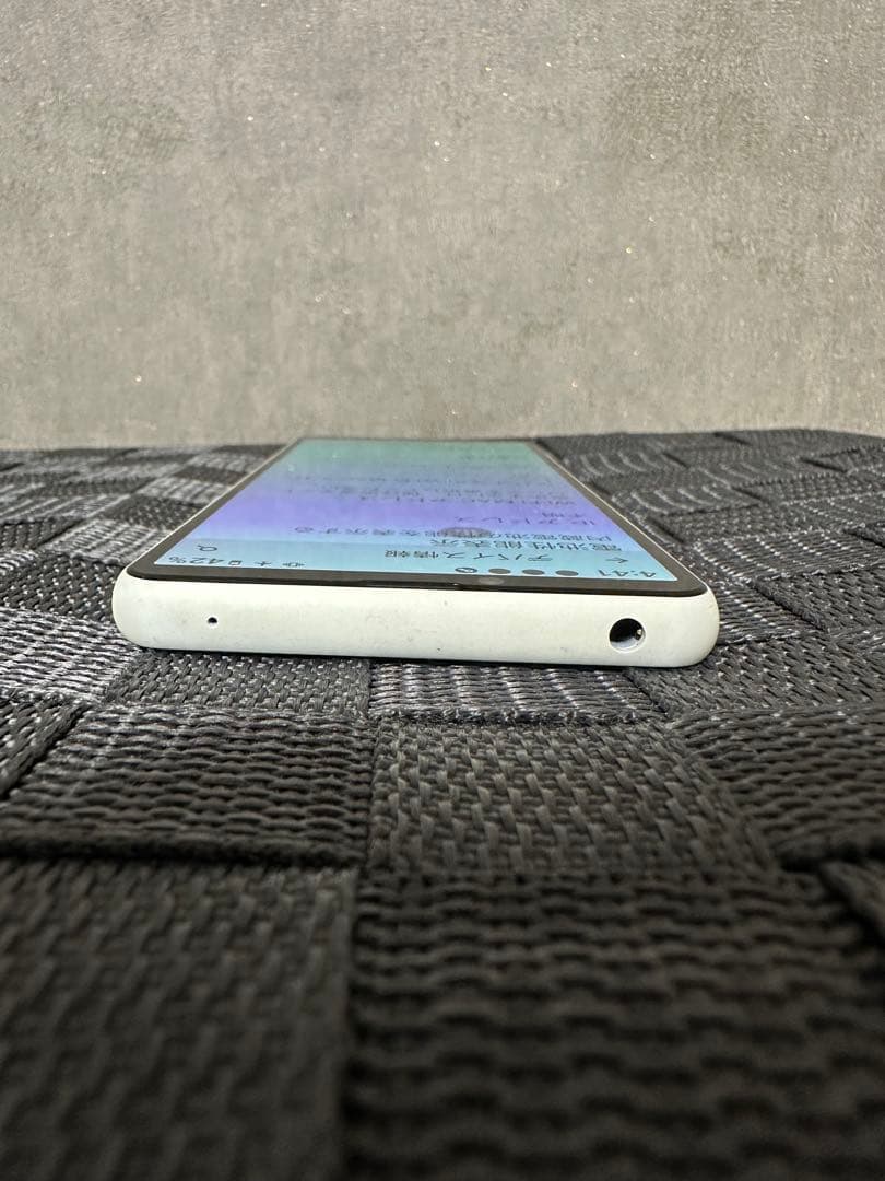 Sony Xperia SOG04 ホワイト128GB【使用１ヶ月】