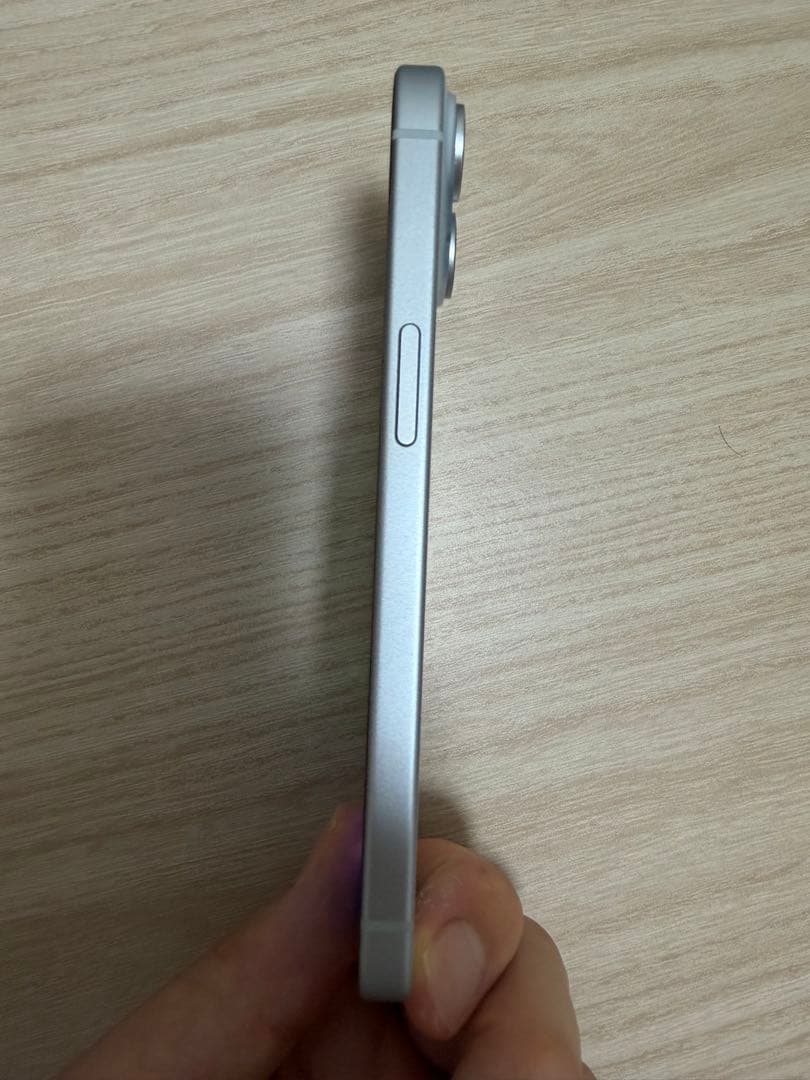 iPhone15 無印　本体　ブルー　128gb SiMフリー