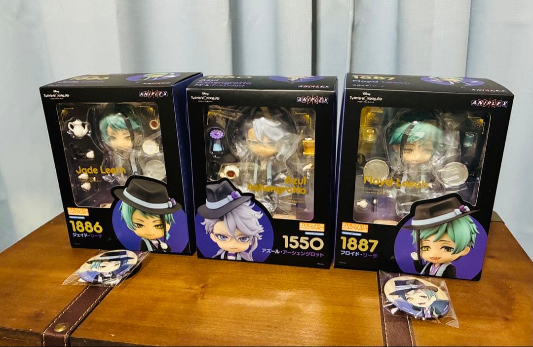 ツイステ アズール ジェイド フロイド ねんどろいど オクタヴィネル グッスマ ねんどろいど フロイド・リーチ