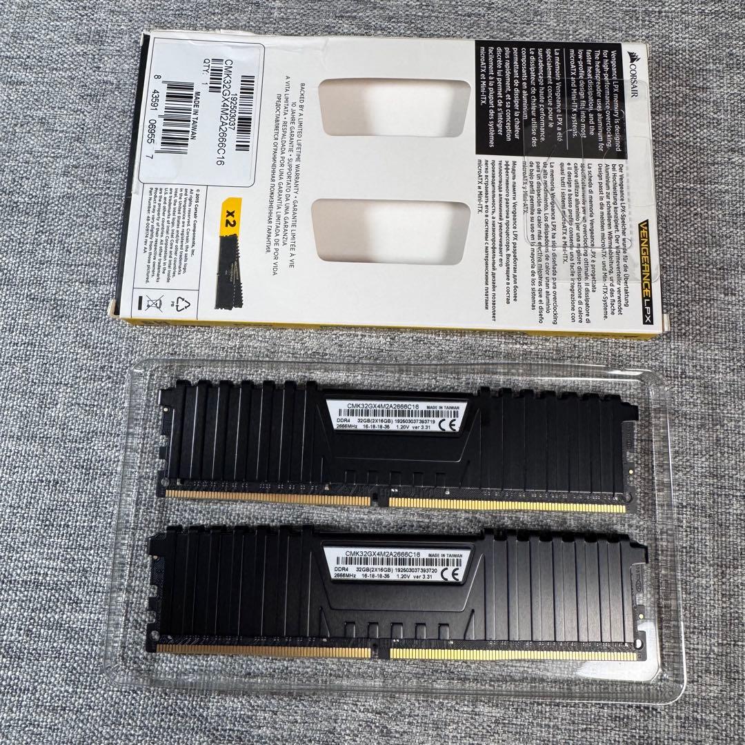 Corsair Vengeance LPX DDR4 32GB（16GB×2）