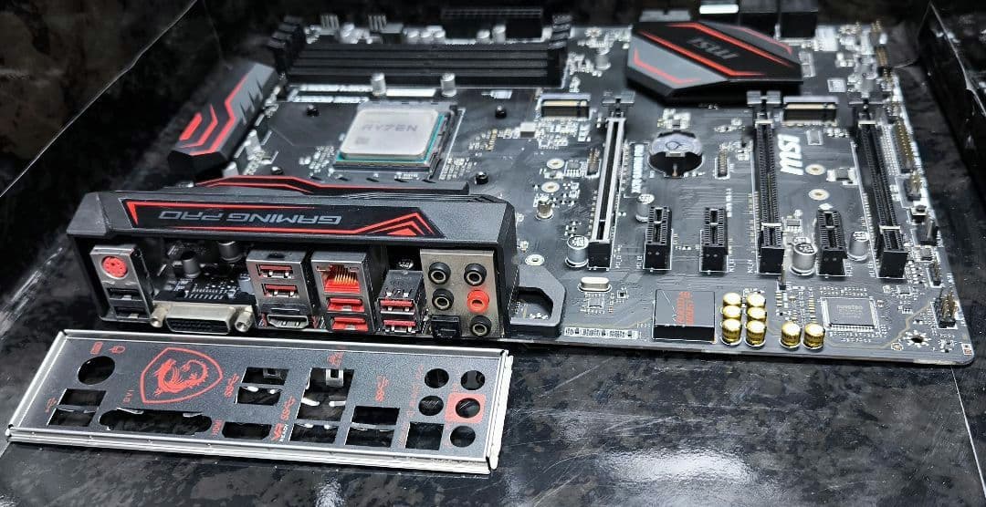 セット売り!! Ryzen7 3700X+MSI X470 GAMING 動確済