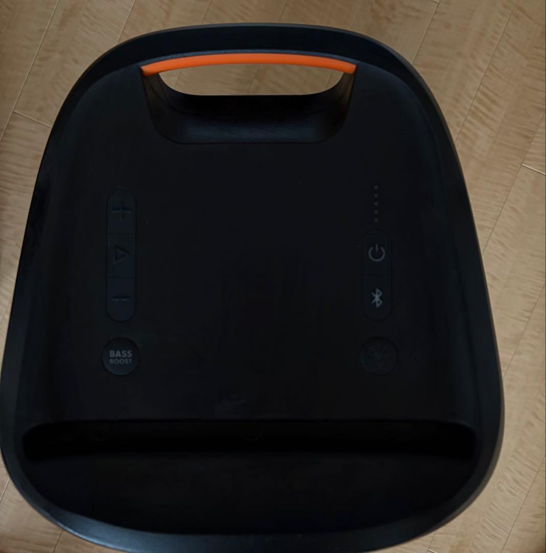 JBL ワイヤレススピーカー LED付き　partybox100