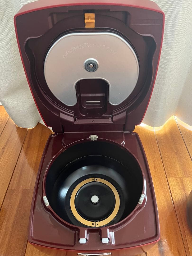 三菱 IH 炊飯器 5.5合炊き NJ-XE10E7-R 本炭釜 2019年製