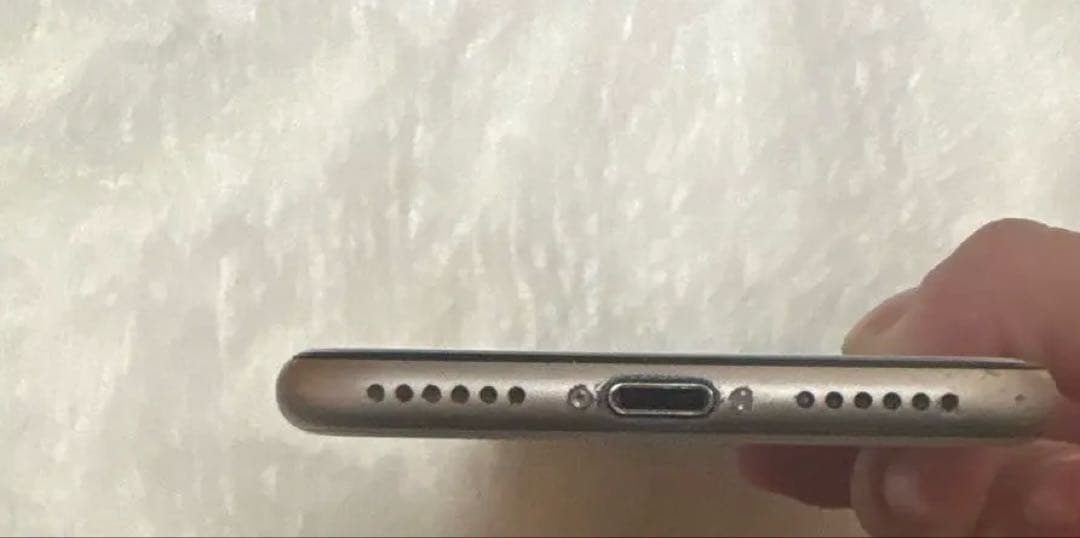 iPhoneSE 第3世代 64GB SIM フリー