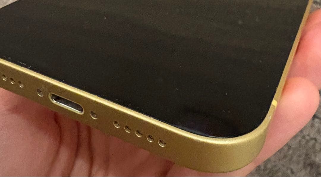 【ジューシー】Apple iPhone 14 イエロー 本体と充電ケーブル