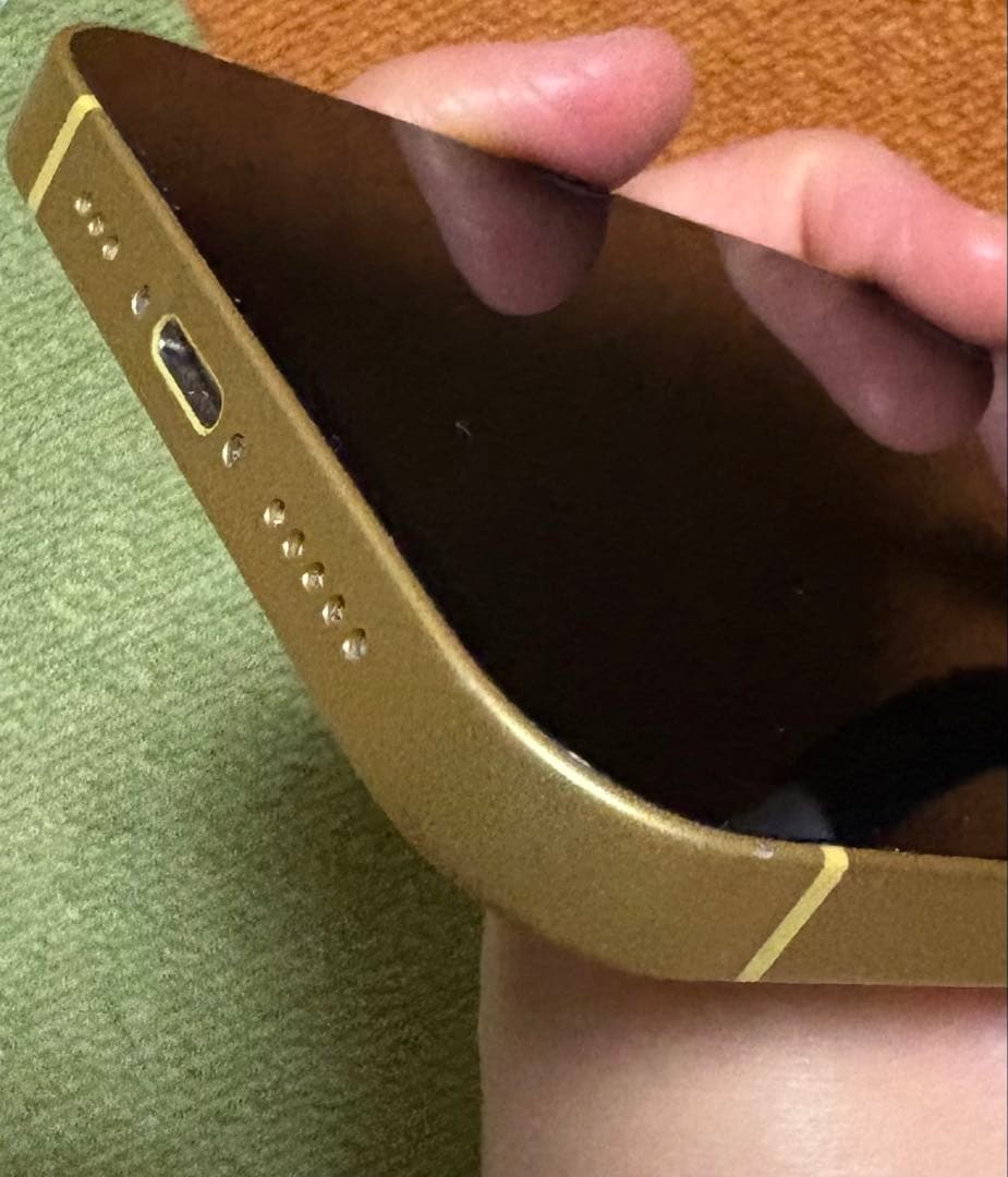 【ジューシー】Apple iPhone 14 イエロー 本体と充電ケーブル