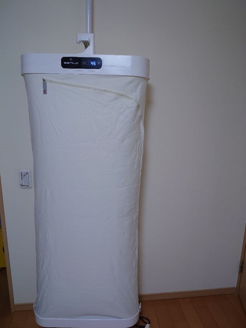 ESTILO スチームイオニフレッシャー ホワイト